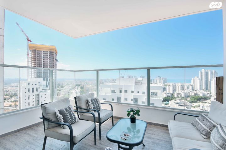 דירה, קרל פופר 11, קרית המדע, נתניה