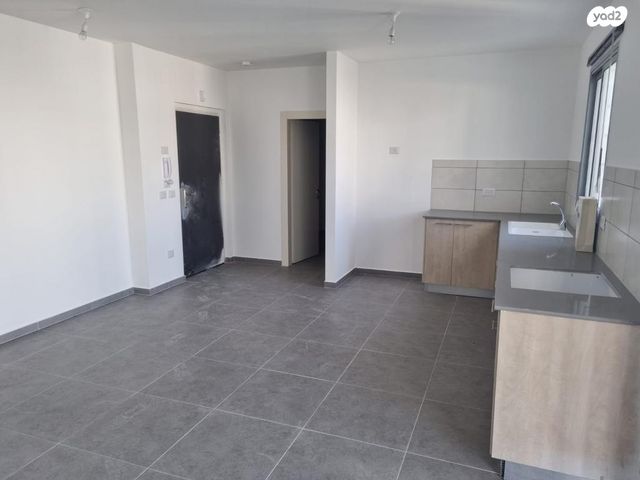 דירה, גולדה מאיר 15, מורשת, מודיעין מכבים רעות