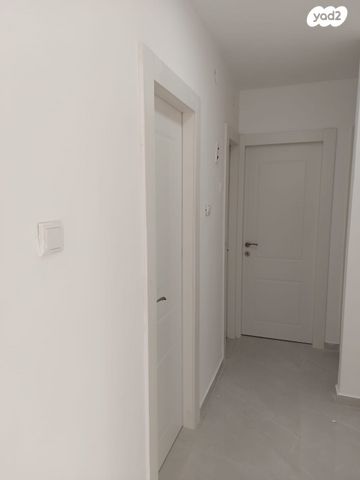 דירה, רחבת הרב עוזיאל 13, שכונה י"א, באר שבע