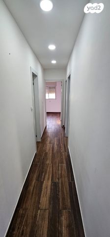 דירה, הרדוף 10, אבן גבירול, רחובות