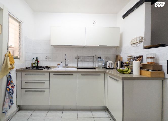 דירה, ה' באייר 70, נווה אפק, ראש העין