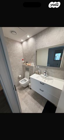 דירת גן, בנימין ד'ישראלי 12, אחוזה, חיפה