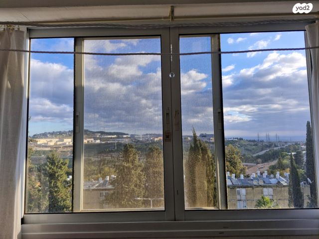 דירה, גולן 15, צפונית / רסקו, נצרת עילית / נוף הגליל