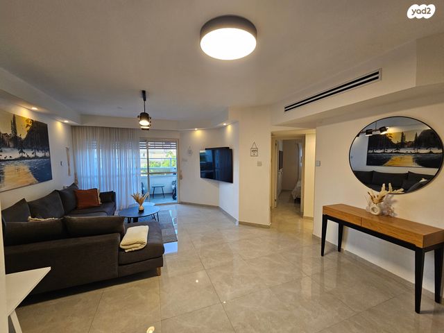 שדרות דואני 14