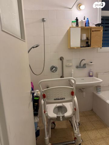 דירה, שרה אהרונסון 41, אזור הבילויים, רמת גן