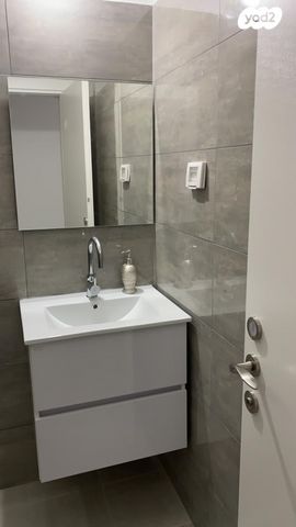 דרך אילן רמון 30