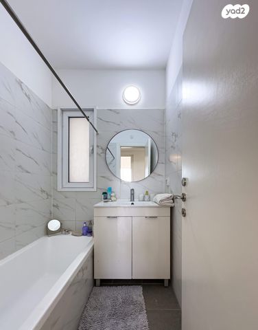 דירה, הגלשן 7, עיר ימים / הבלוט, אשקלון