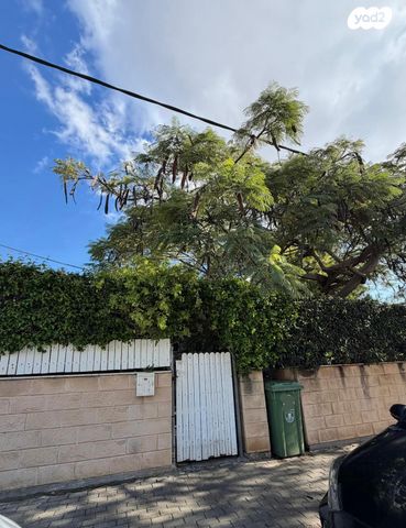 בית פרטי/ קוטג', החרמון 17, נווה ישראל, הרצליה