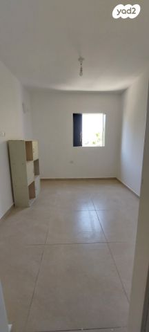 דירה, פנחס לבון 12, שיכון ותיקים, חולון