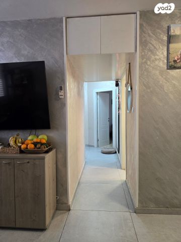 דירה, יוברט המפרי 5, מרכז העיר, לוד