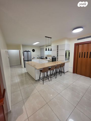 דירה, שלמה המלך 44, צפון מערב מרכז העיר, נתניה