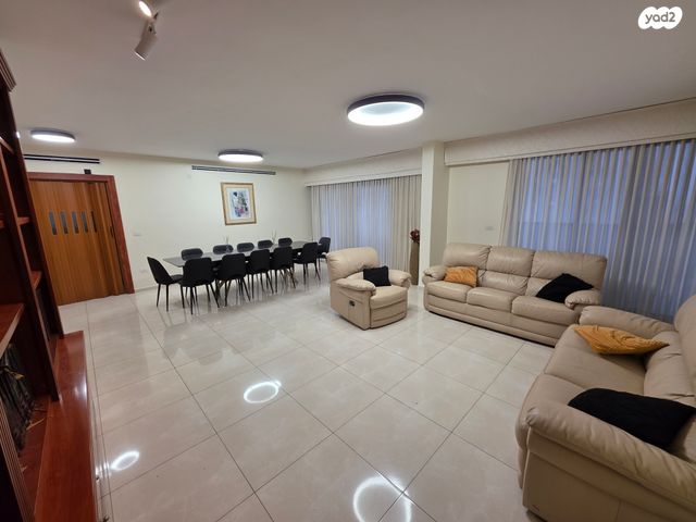 שלמה המלך 44