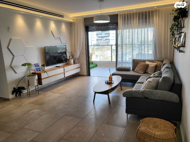 דירה, שוהם 18, צמרות המושבה, באר יעקב