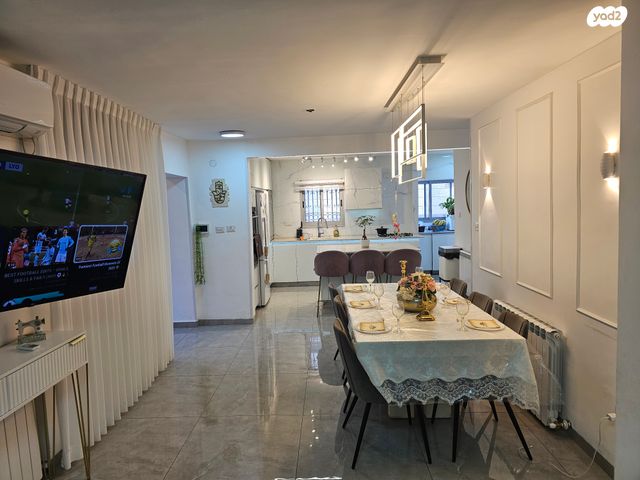 דירת גן, סיירת גולני 6, פסגת זאב, ירושלים