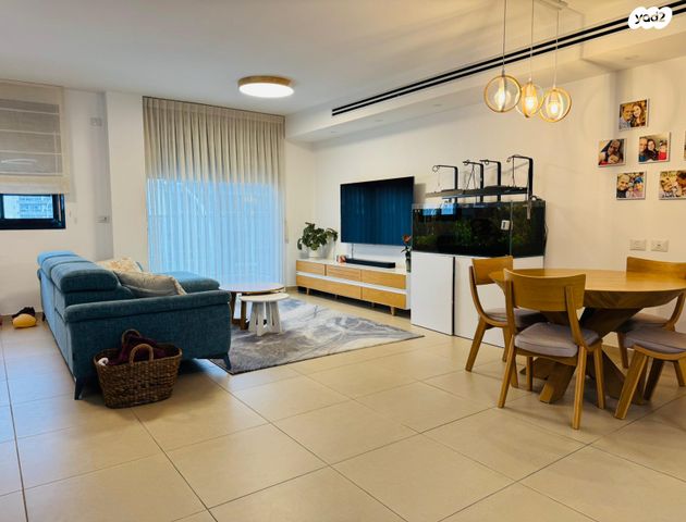 שדרות ציונה צרפת 35