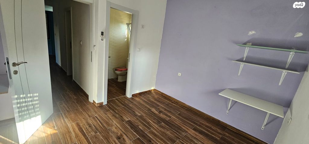 דירה, הרדוף 10, אבן גבירול, רחובות