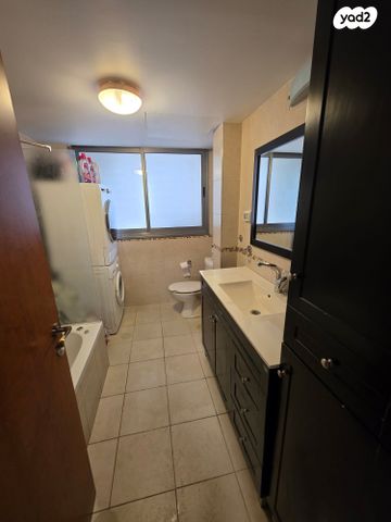 דירה, שלמה המלך 44, צפון מערב מרכז העיר, נתניה