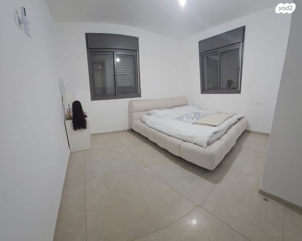 דירה, אלון 13, החורש, חריש