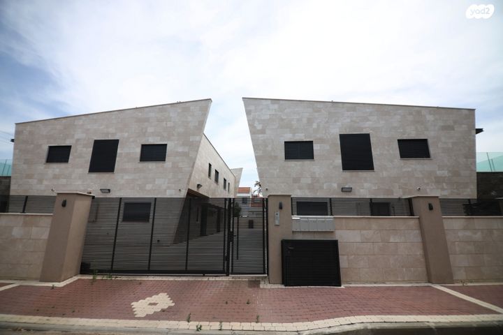 דו משפחתי, דוד בן גאון 11, רסקו, נהריה