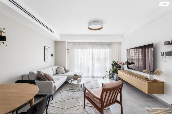 דירה, בקעת הירדן 33, גבעת סביון, גני תקווה