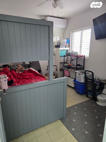 דירה, יוברט המפרי 5, מרכז העיר, לוד