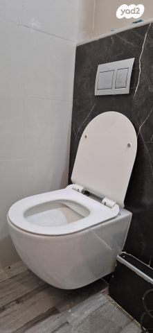 דירה, חומה ומגדל 44, מרכז, קרית עבודה, חולון