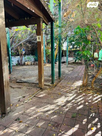 דו משפחתי, חיל הצנחנים 25, נווה חוף, ראשון לציון