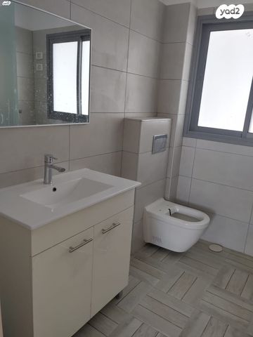 דירה, רבי דוד דנינו 5, הפרחים, קרית גת