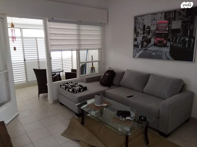 הרב אברהם הלל 13