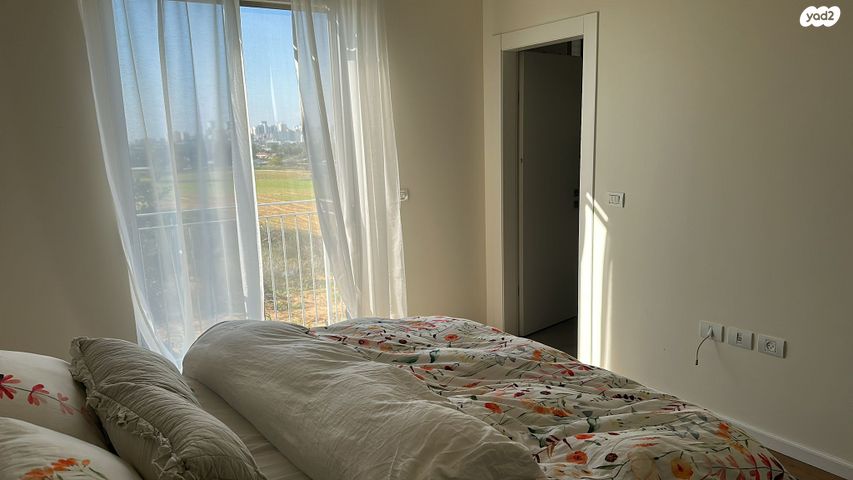 בית פרטי/ קוטג', התות 1, 212 מערב, אבן יהודה