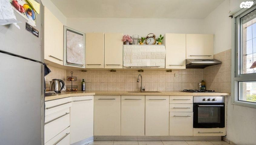 דירה, יוסף רוזובסקי 3, הדר גנים, פתח תקווה