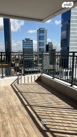 דירה, הפודים 30, נחלת גנים, רמת גן