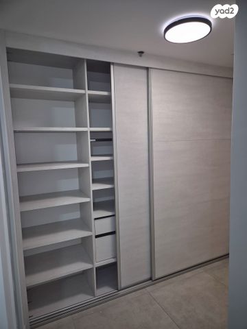 דירה, אייזיק רמבה 18, נוף הטיילת, נתניה