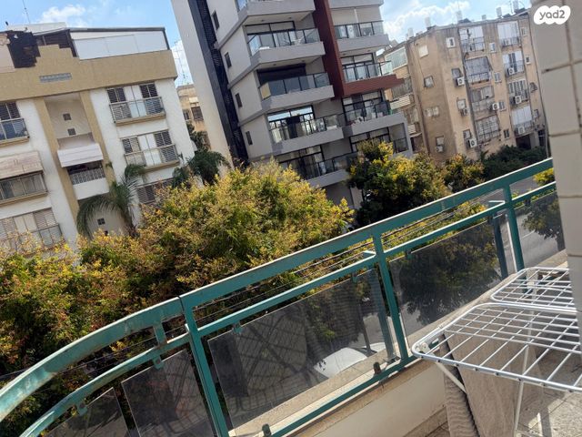 דירה, הגדוד העברי 77, רמב"ם, ראשון לציון