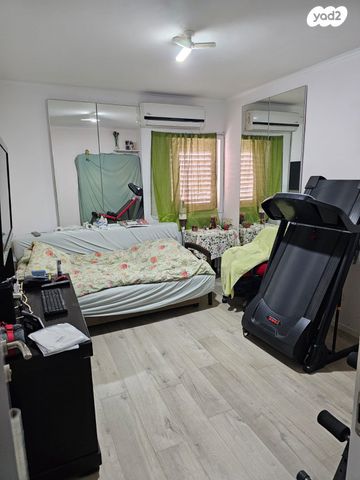 דירה, חצרים 8, נאות רחל, חולון