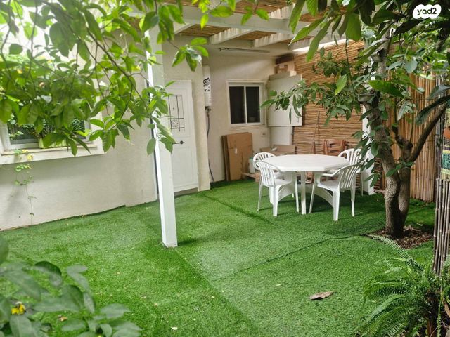 יחידת דיור, חיים מלר 32, שאר העיר, מזכרת בתיה