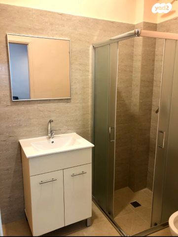 דירה, ש"ץ 4, מרכז העיר, ירושלים