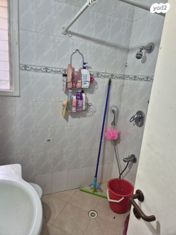 דירה, משה דיין 5, גיורא, רמלה