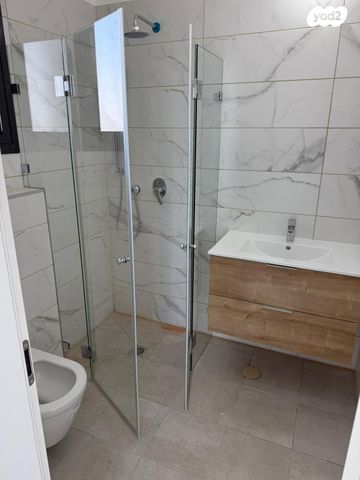 דירה, אמנון ליפקין שחק 1, נוף הטיילת, נתניה