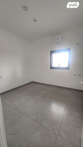 דירה, אייזיק רמבה 18, נוף הטיילת, נתניה