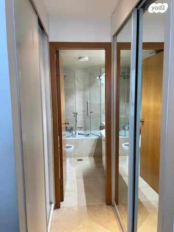 דירה, אלנבי 1, לב תל אביב, לב העיר צפון, תל אביב יפו