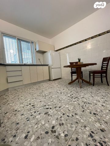 דירה, הרב אהרונסון 19, כרם התימנים, תל אביב יפו