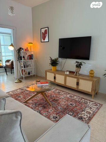 דירה, הרא"ה 71, שכונת הלל, רמת גן