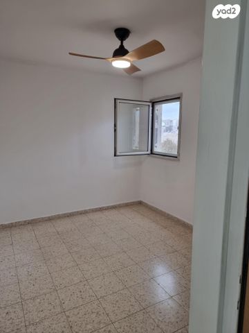 דירה, עמק איילון 23, הנחלים, מודיעין מכבים רעות