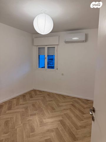 דירה, שדרות משה שרת 79, קרית ים ב', קרית ים