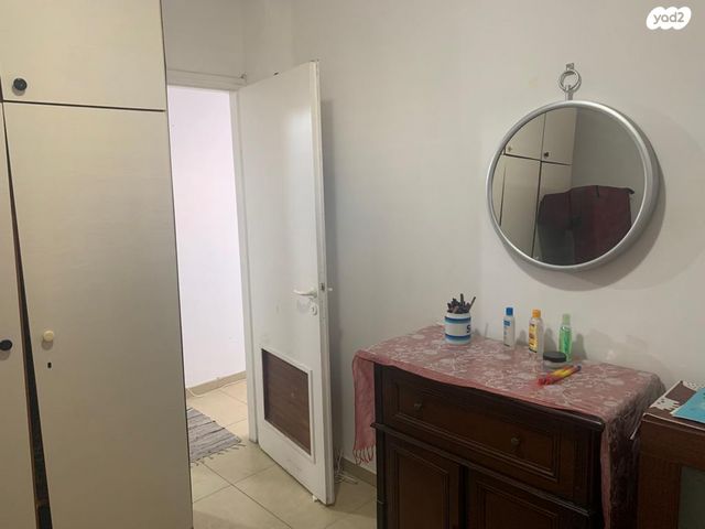 דירה, דוד רזיאל 13, רמת הנשיא, בת ים