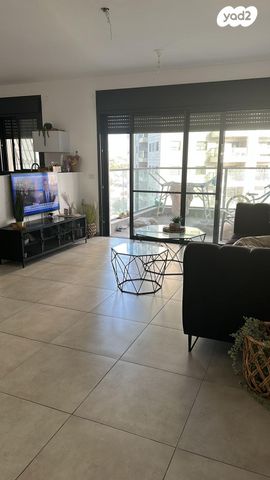 דירה, יעקב תמרי 15, חצרות המושבה, רחובות