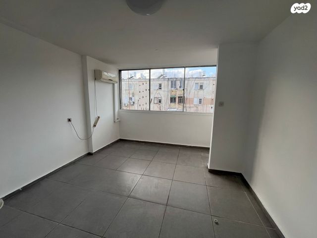 דירה, שדרות ירושלים 1, קרית ים  א', קרית ים