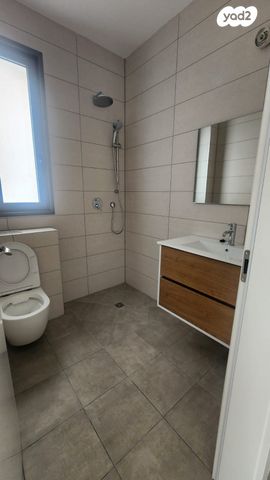 דירה, אייזיק רמבה 18, נוף הטיילת, נתניה