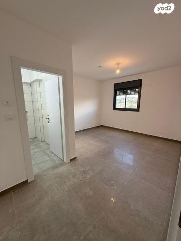 דירה, מבצע עובדה 1, טבריה המושבה, טבריה